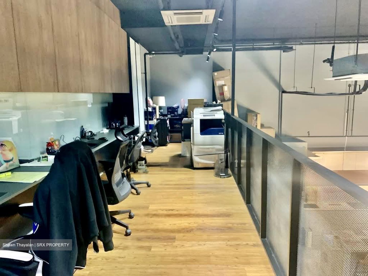 Oxley Bizhub (D14), Factory #575915271